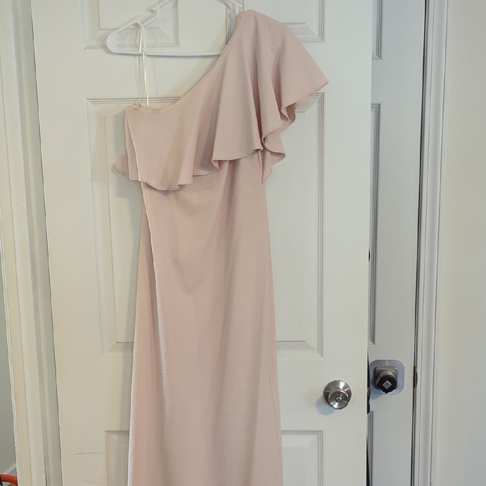 Elegant One-Shoulder Pink Dress